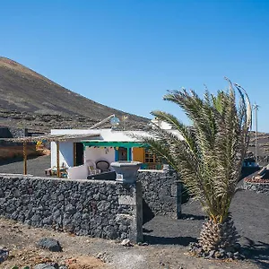 Сasa de vacaciones Casa La Geria, La Asomada (Lanzarote)